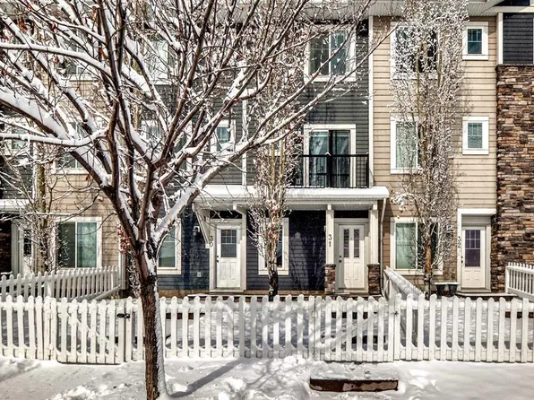 300 SE Marina Dr #31, Chestermere, AB T1X 0P6