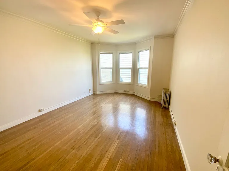 2760 Sutter St #202 — Photo 2