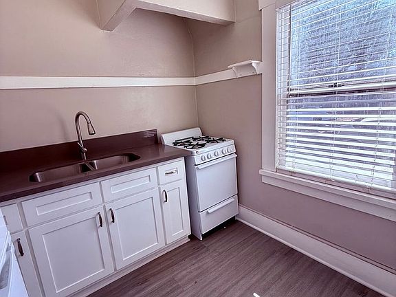 5th image of 406 Linden Ave #5