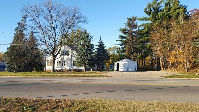 1st image of 487 136th Ave