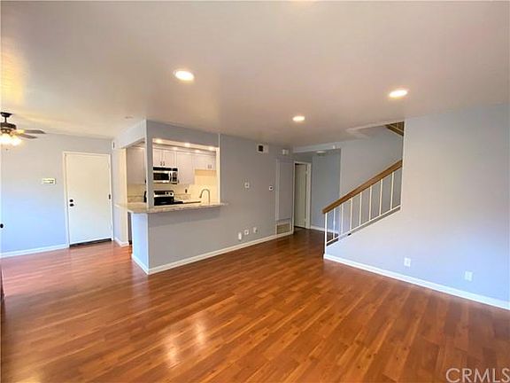 4th image of 8004 Woodland Dr #2