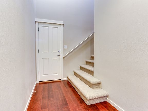 3rd image of 7385 NE Stonewater St
