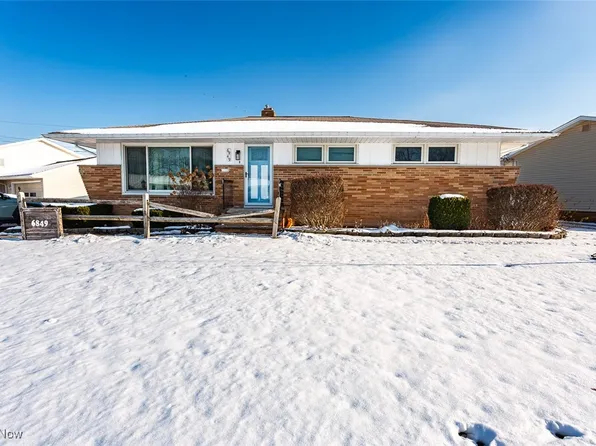 6849 Lantern Ln, Parma Heights, OH 44130