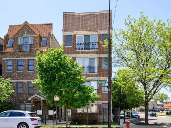 2457 W Harrison St Unit 4, Chicago, IL 60612
