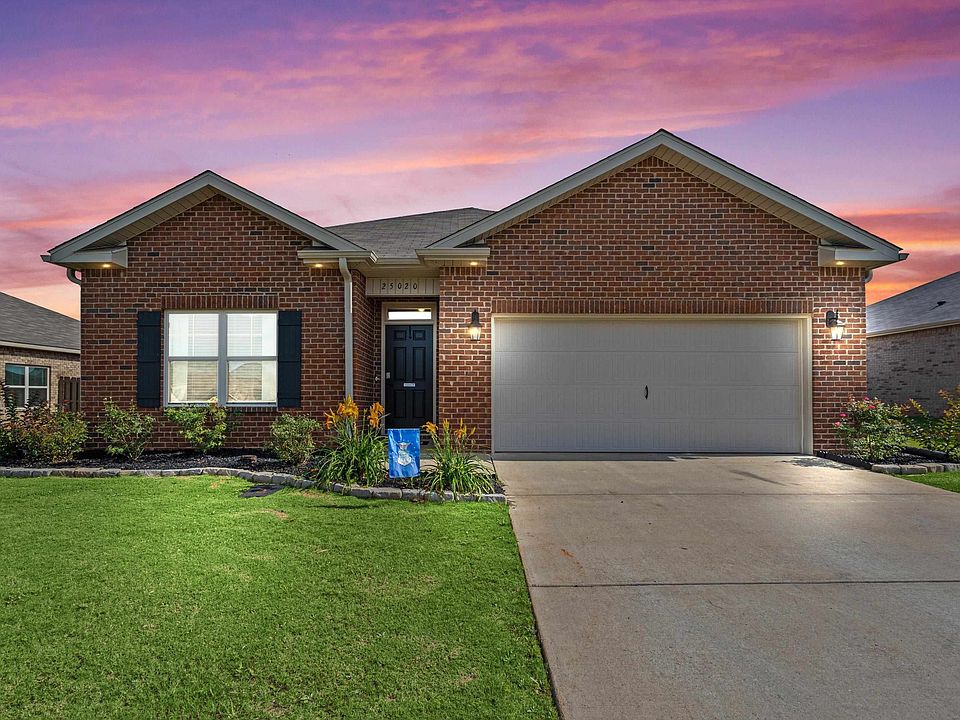 1st image of 25020 Delilah Cir
