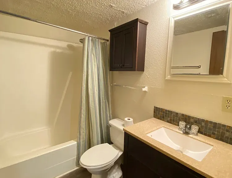 112 Lady Bird Ln #A — Photo 7