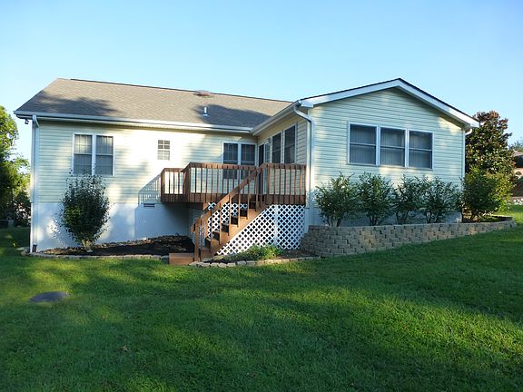2nd image of 216 Konawa Ln