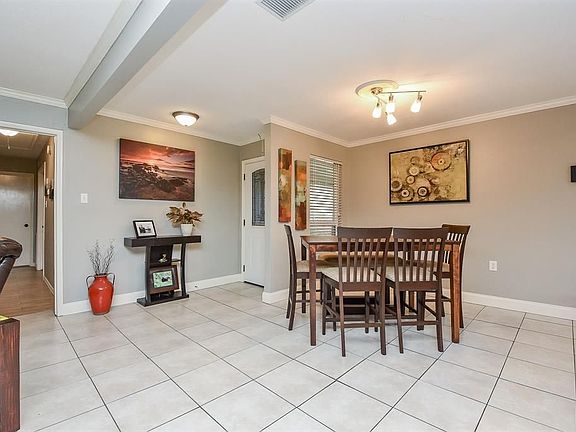 4th image of 1918 Quail Grove Ln
