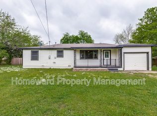 300 Sherman St, Tioga, TX 76271
