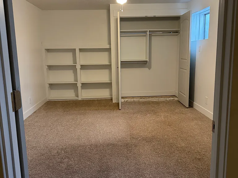 350 W 1045 N — Photo 16