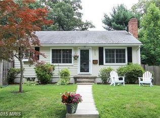 9805 Montauk Ave, Bethesda, MD 20817