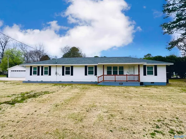 1204 Cedar St SW, Decatur, AL 35601
