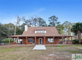 76 Demeries Creek Rd, Richmond Hill, GA 31324