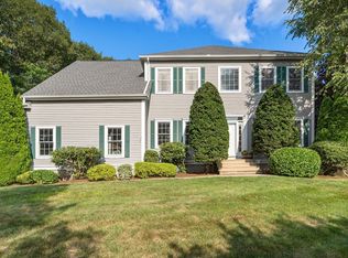 15 Glen Rd, Hopkinton, MA 01748