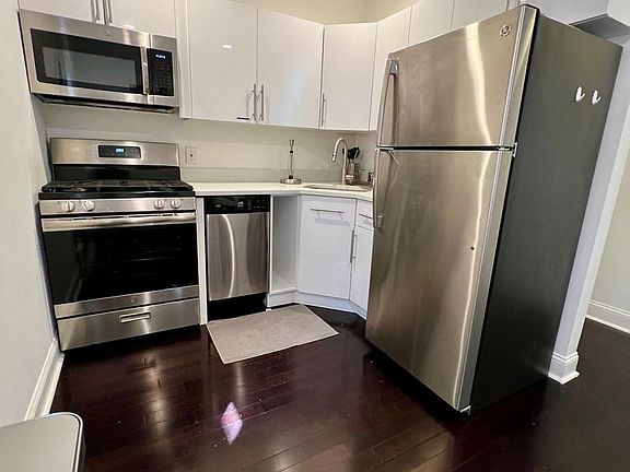 4th image of 1839 N 33rd St #2R