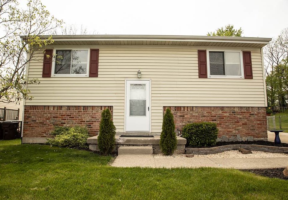 1st image of 180 Belair Cir