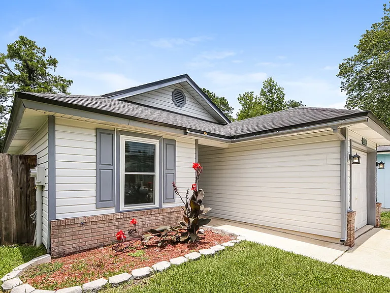 12639 Ashmore Green Dr N — Photo 3