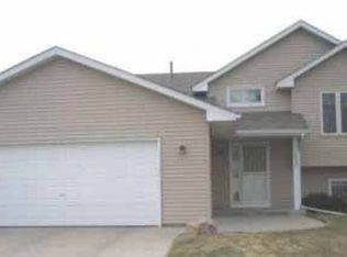 6533 110th Ave N, Champlin, MN 55316