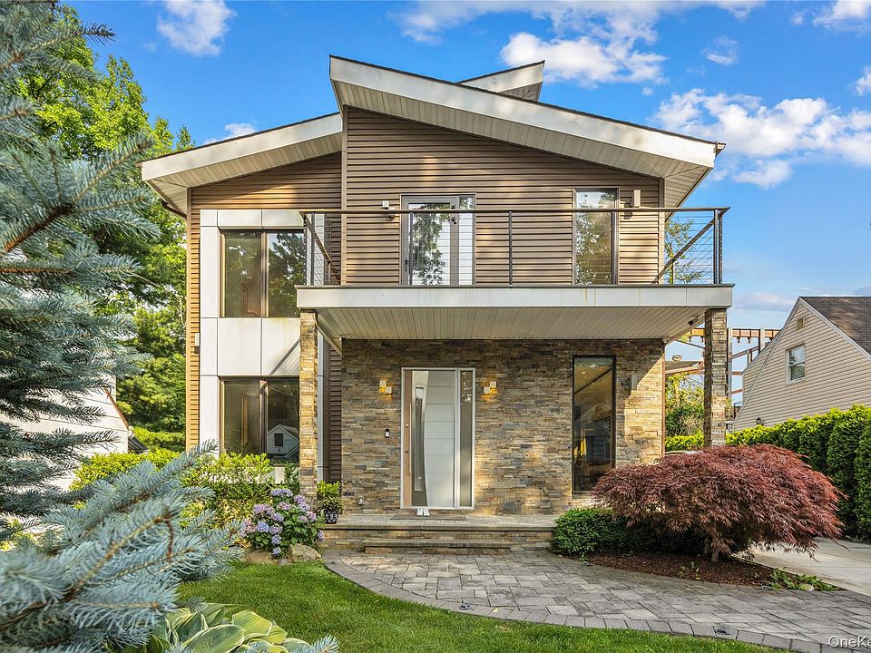 1st image of 3 Hewlett Place
