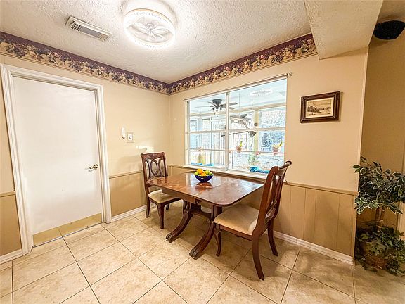 5th image of 4023 Oxhill Rd