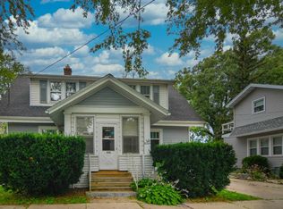 436 S Roosevelt St, Green Bay, WI 54301