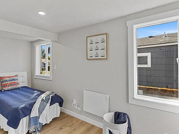 5th image of 9223 38th Ave S #A