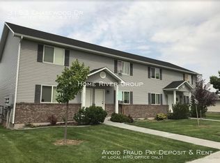 3153 Chasewood Dr, Ammon, ID 83406