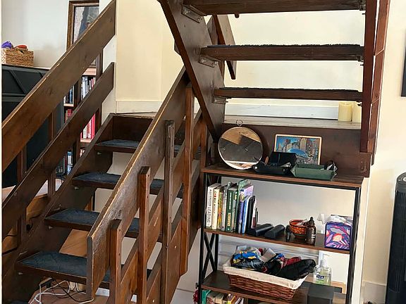 5th image of 31 Nash St #2