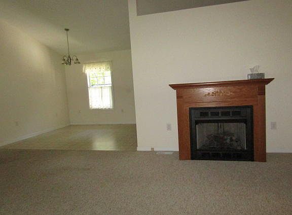 5th image of 2063 Tres Cir
