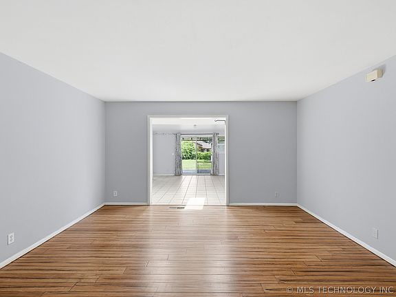 5th image of 3315 S 88th East Ave