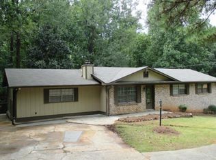 1950 Chestnut Log Dr, Lithia Springs, GA 30122