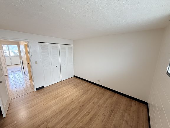 3rd image of 2211 Ala Wai Blvd APT 3109