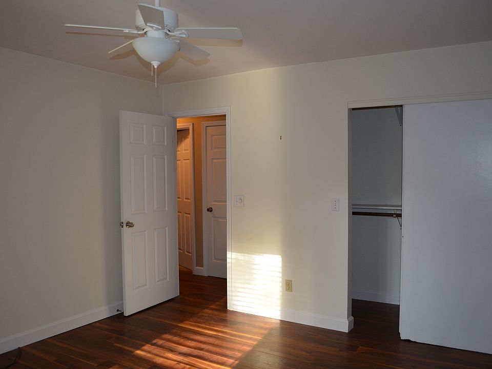 2nd image of 1804 Tarbert Dr