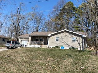 1358 Highland St, Cabool, MO 65689