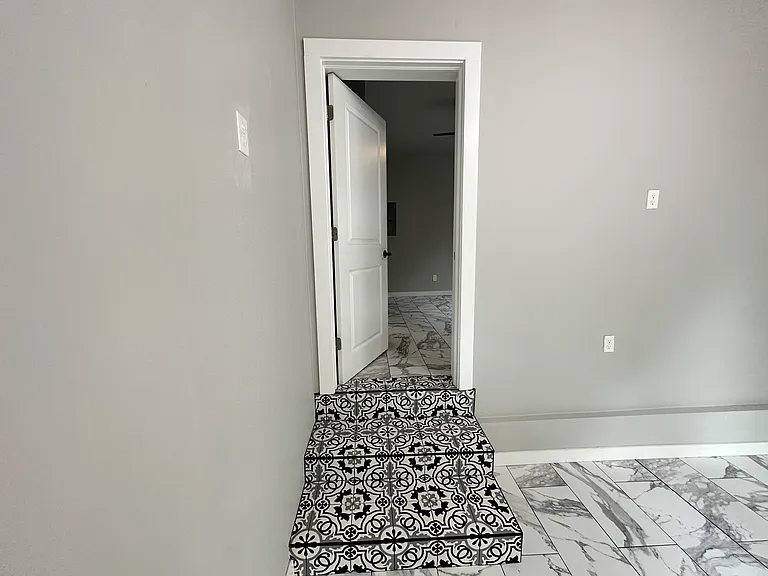 1630 NW 13th St #3 — Photo 7