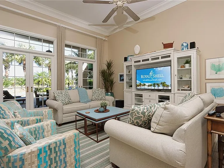9799 Bay Mdw — Photo 2