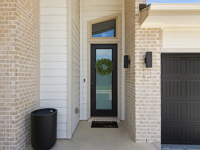 7712 Ellas Inlet Dr — Photo 5