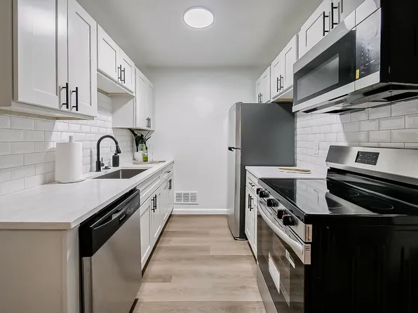 All New Luxury Living In Plymouth