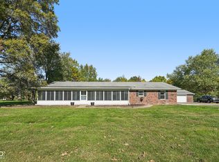 748 W Weber Rd, Greenfield, IN 46140