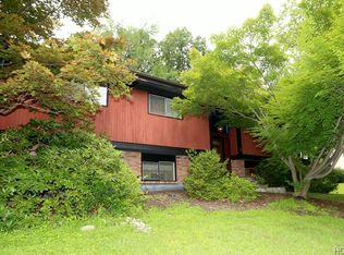 40 Gerardine Pl, New City, NY 10956