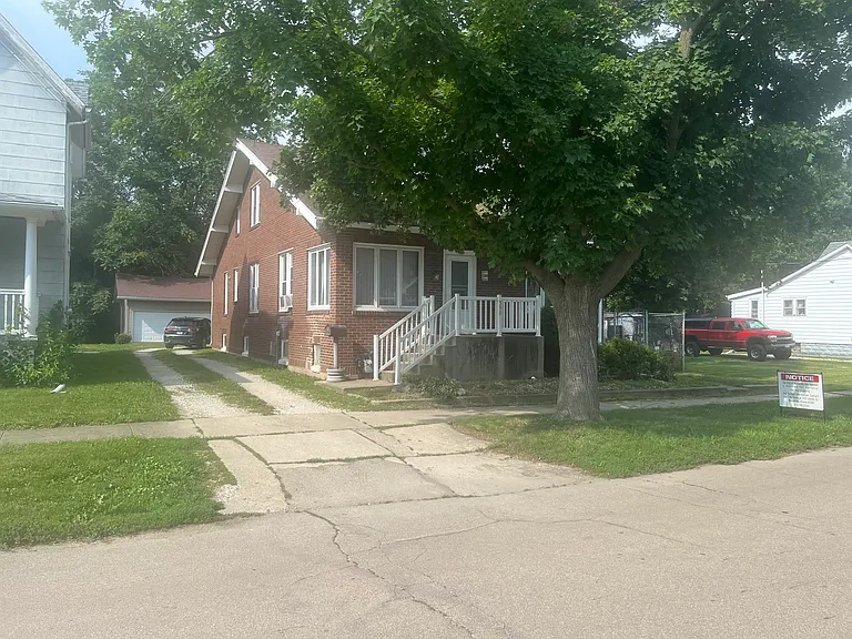 390 Lincoln St #2 — Photo 7
