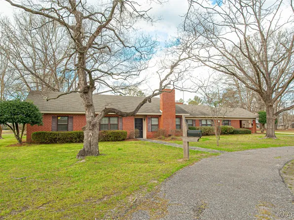 6486 W Old Hayneville Rd, Hope Hull, AL 36043