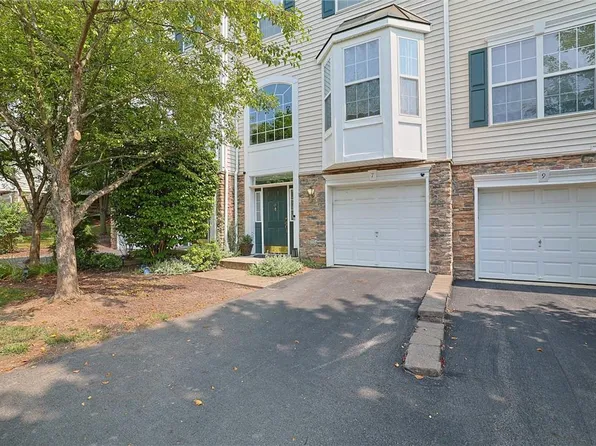 7 Gillian Court, Monroe, NY 10950