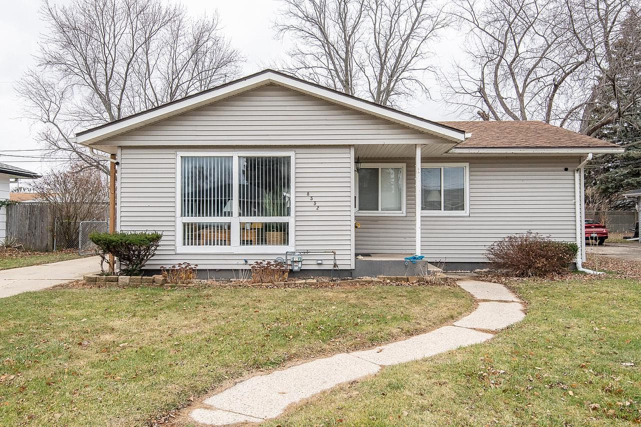 8552 20th Ave, Kenosha, WI 53143 | Zillow