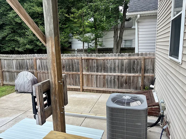 524 E Ormsby Ave — Photo 32