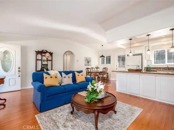 701 Avenida Sevilla Unit B, Laguna Woods, CA 92637