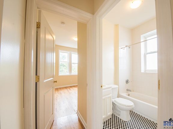5th image of 637 Central Ave #2BR