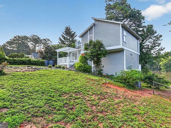 3rd image of 3536 Highland Pine Way