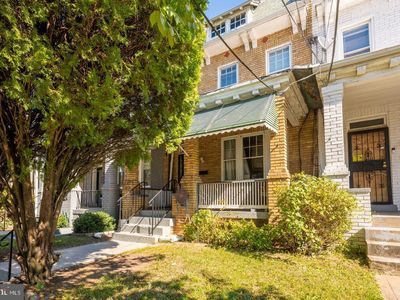 5733 9th St NW, Washington, DC, 20011