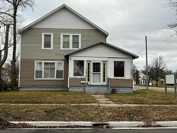 3rd image of 2038 Maffett St
